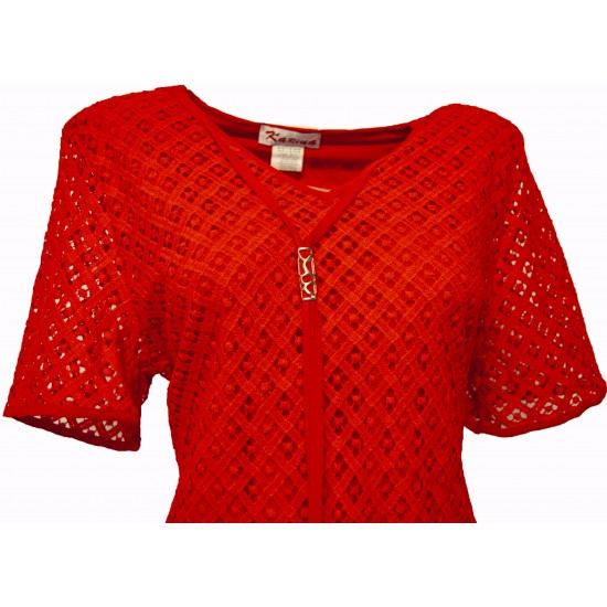 Елегатта червена блуза от плетена дантела